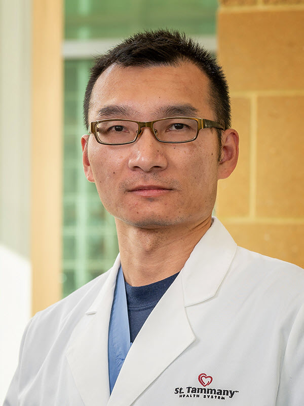 Headshot of Shaun Xiao, DO