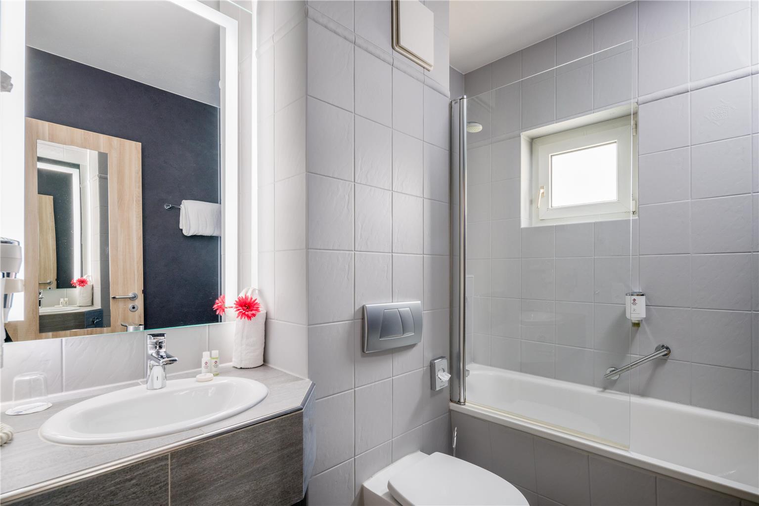 Best Western Plus Parkhotel Erding, Am Bahnhof 3 in Erding
