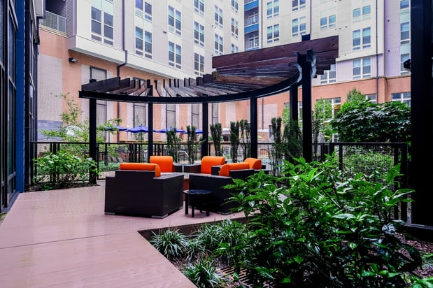 Images Berkshire Chapel Hill Apartments