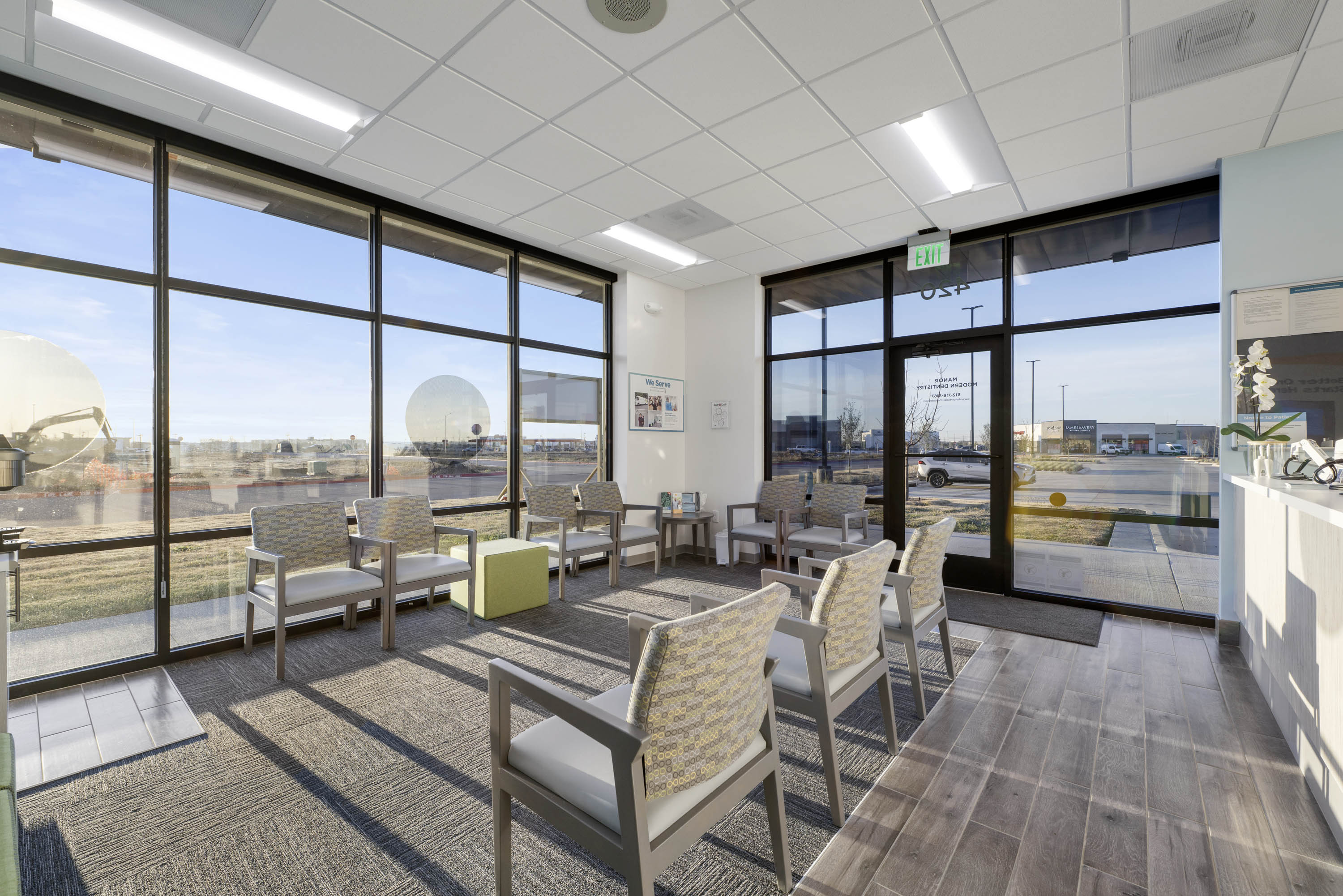 Manor Modern Dentistry Image