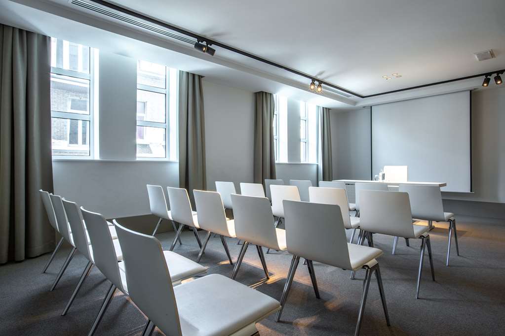 Promise 2 meeting room Radisson Blu Hotel, Antwerp City Centre Antwerpen 03 203 12 34