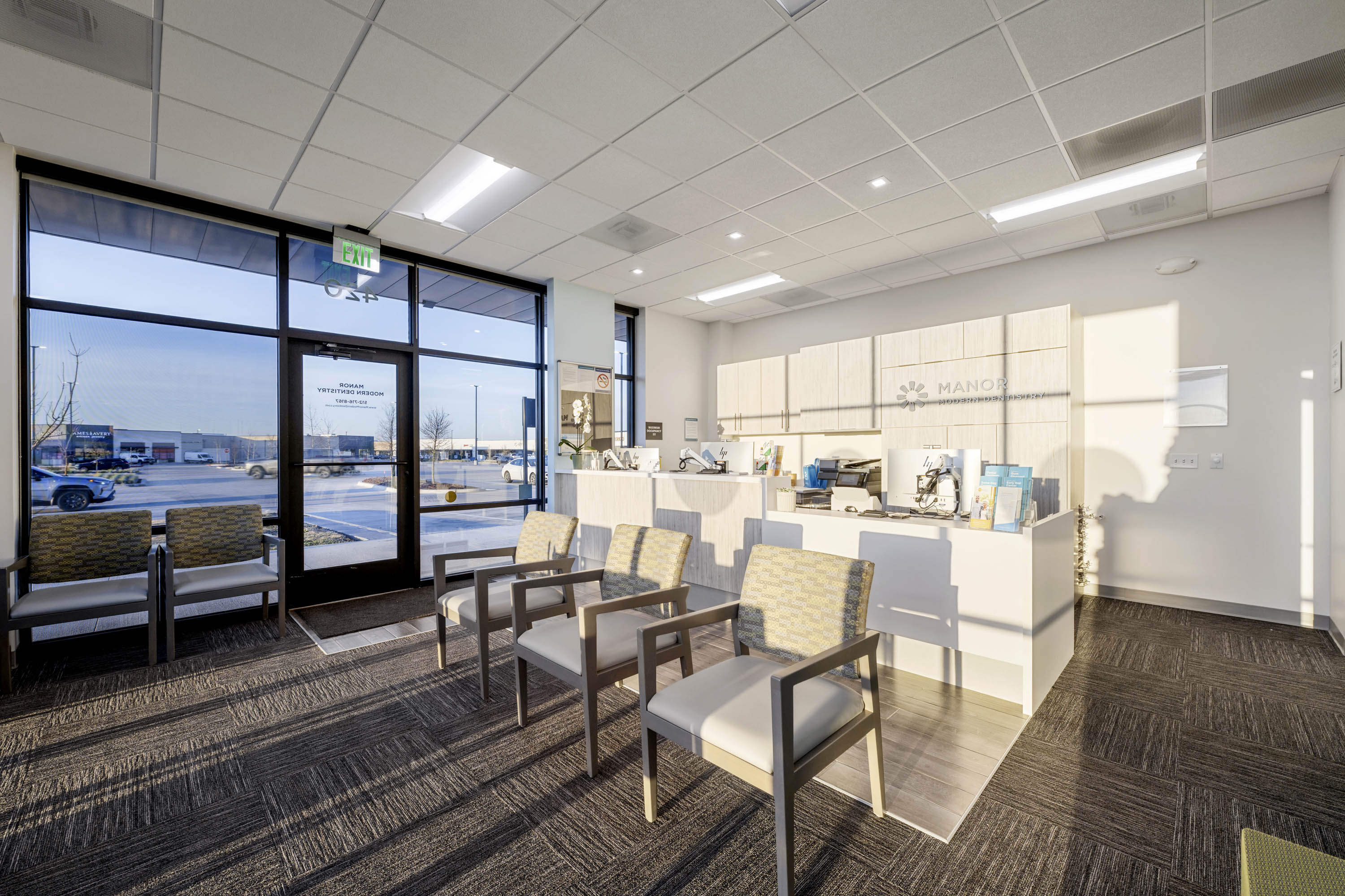 Manor Modern Dentistry Image