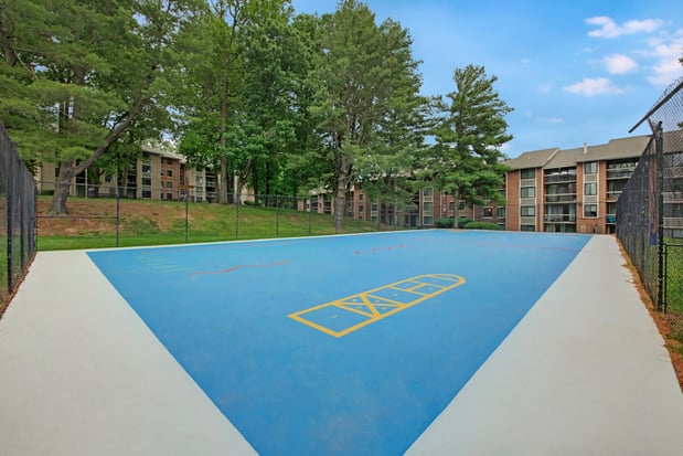 Images Eagle Rock Apartments at West Springfield