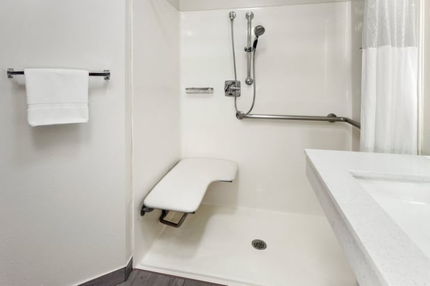 Images Candlewood Suites Harrisonburg by IHG