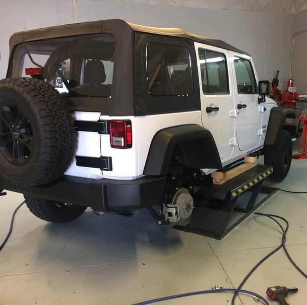 Images AutoTire World - Wheel Alignment - Lift Kits - New & Used Tires - Accessories