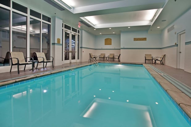 Images Holiday Inn Kansas City Airport by IHG