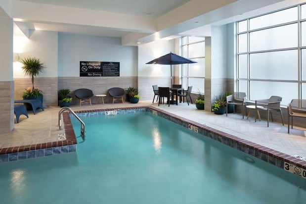 Images Hampton Inn & Suites Memphis-Beale Street