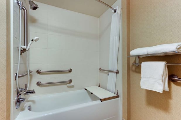 Images Hilton Garden Inn Indianapolis Airport
