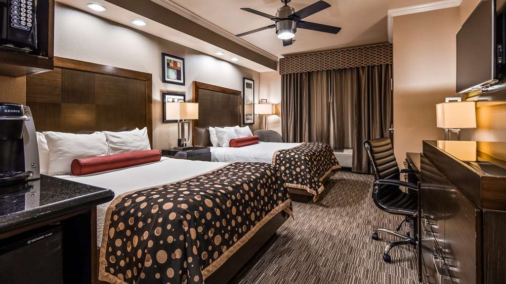 Guest Room Best Western Premier Crown Chase Inn & Suites Denton (940)387-1000