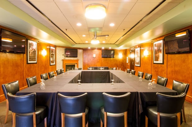 Images Holiday Inn & Suites Chicago North Shore (Skokie) by IHG