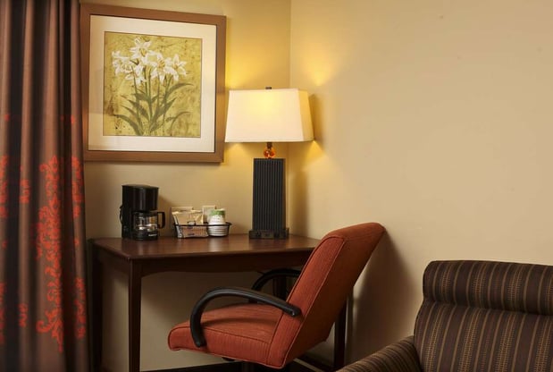 Images Hampton Inn & Suites Fargo Medical Center