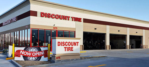 Images Discount Tire