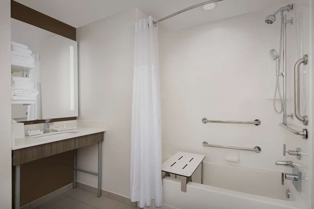 Images Hilton Garden Inn Columbia Airport