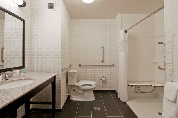 Images Hampton Inn & Suites Bellevue Downtown-Seattle