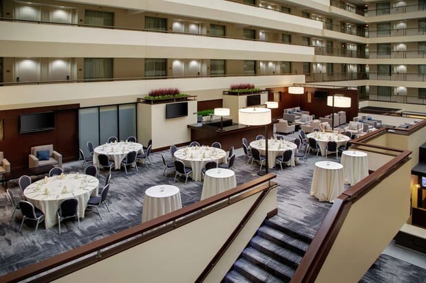 Images Embassy Suites by Hilton Detroit Troy Auburn Hills