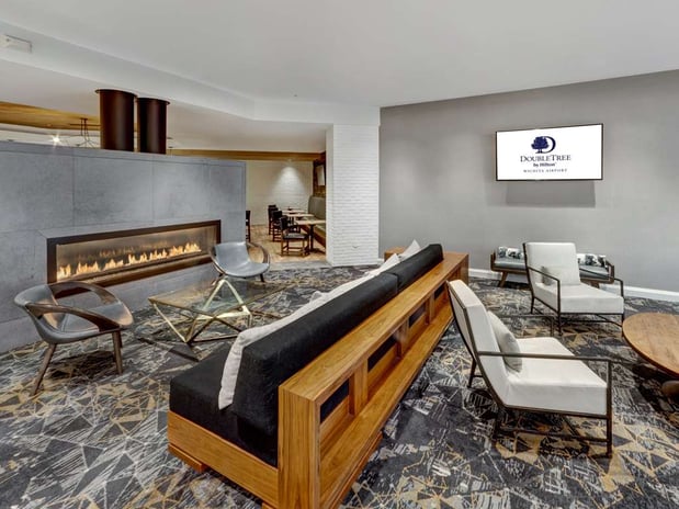 Images DoubleTree by Hilton Hotel Wichita Airport