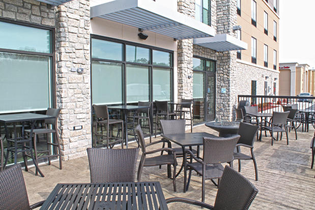 Images Holiday Inn Express & Suites St. Louis South - I-55 by IHG