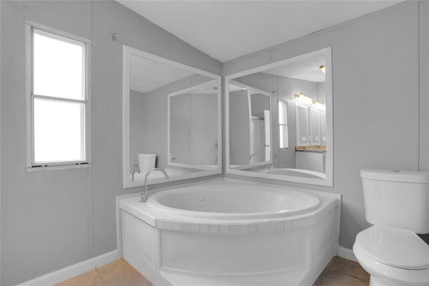 Images Maestro Property Buyers - House Buyers