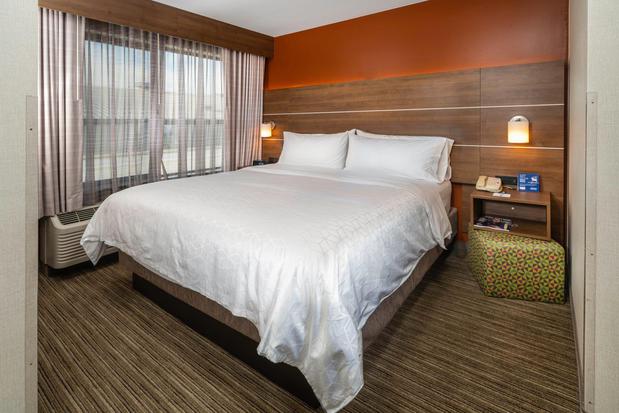 Images Holiday Inn Express & Suites Pasco-Tricities, an IHG Hotel