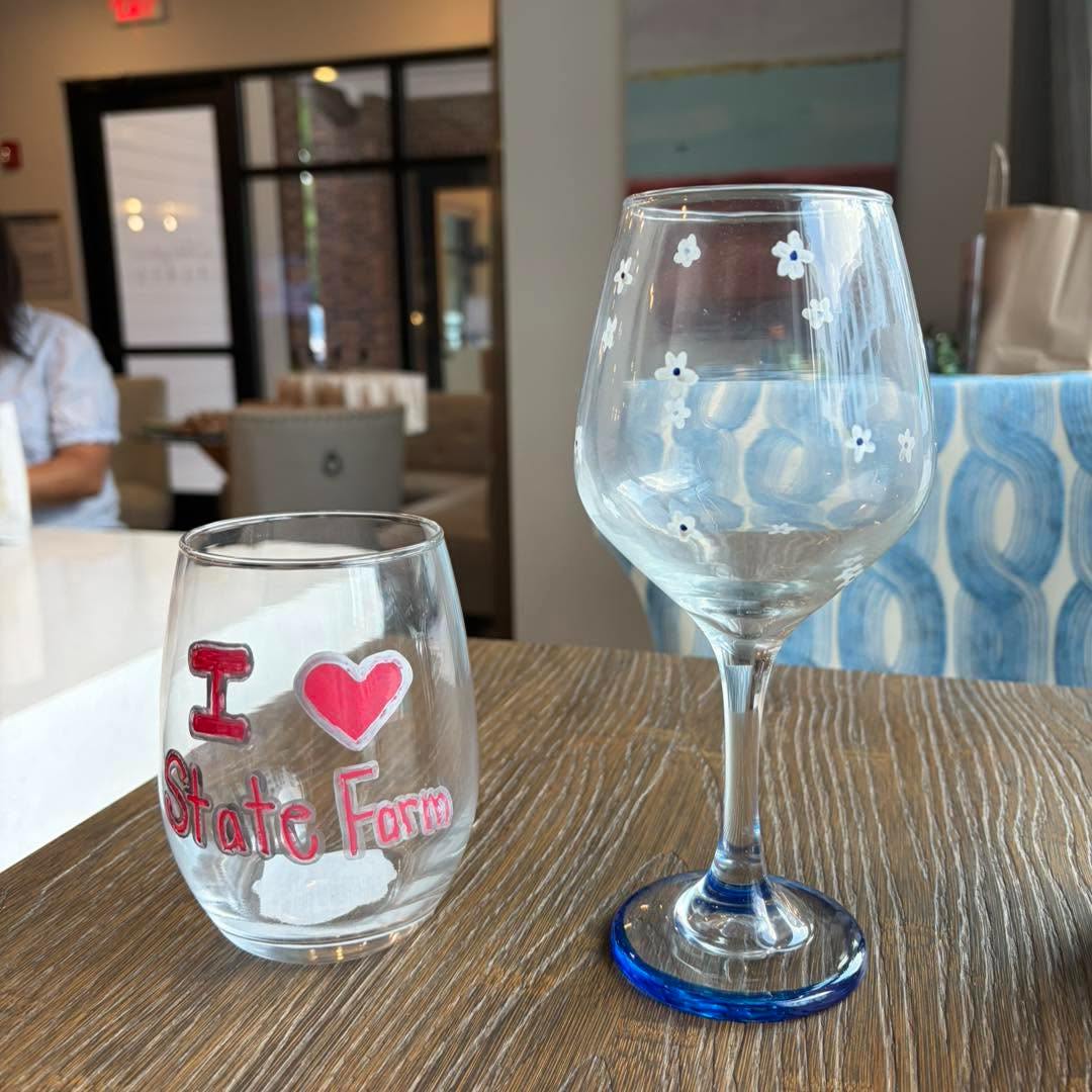 We had so much fun at the Mayfaire Flats residential event. We enjoyed spending time with residents, painting glasses, and sharing some snacks. Thank you, Mayfaire Flats, for having us. We loved being part of the event!