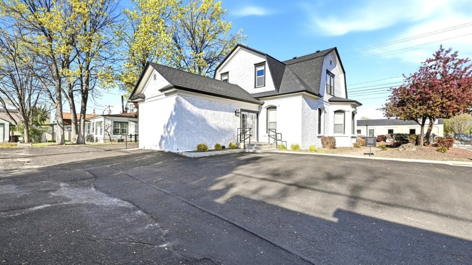 Navigate Idaho&rsquo;s competitive housing market with experienced realtors who provide expert advice and personalized support every step of the way.