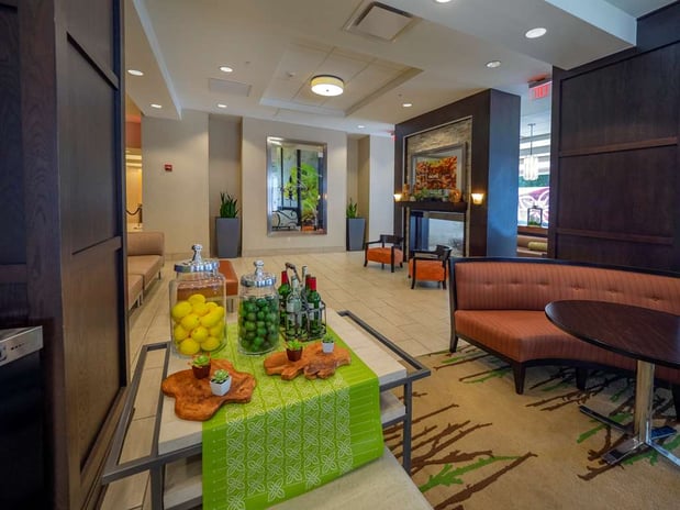 Images Hilton Garden Inn Buffalo Downtown