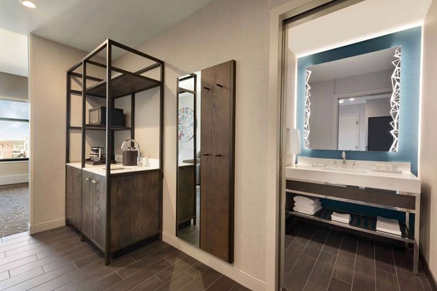 Images Embassy Suites by Hilton Minneapolis Downtown