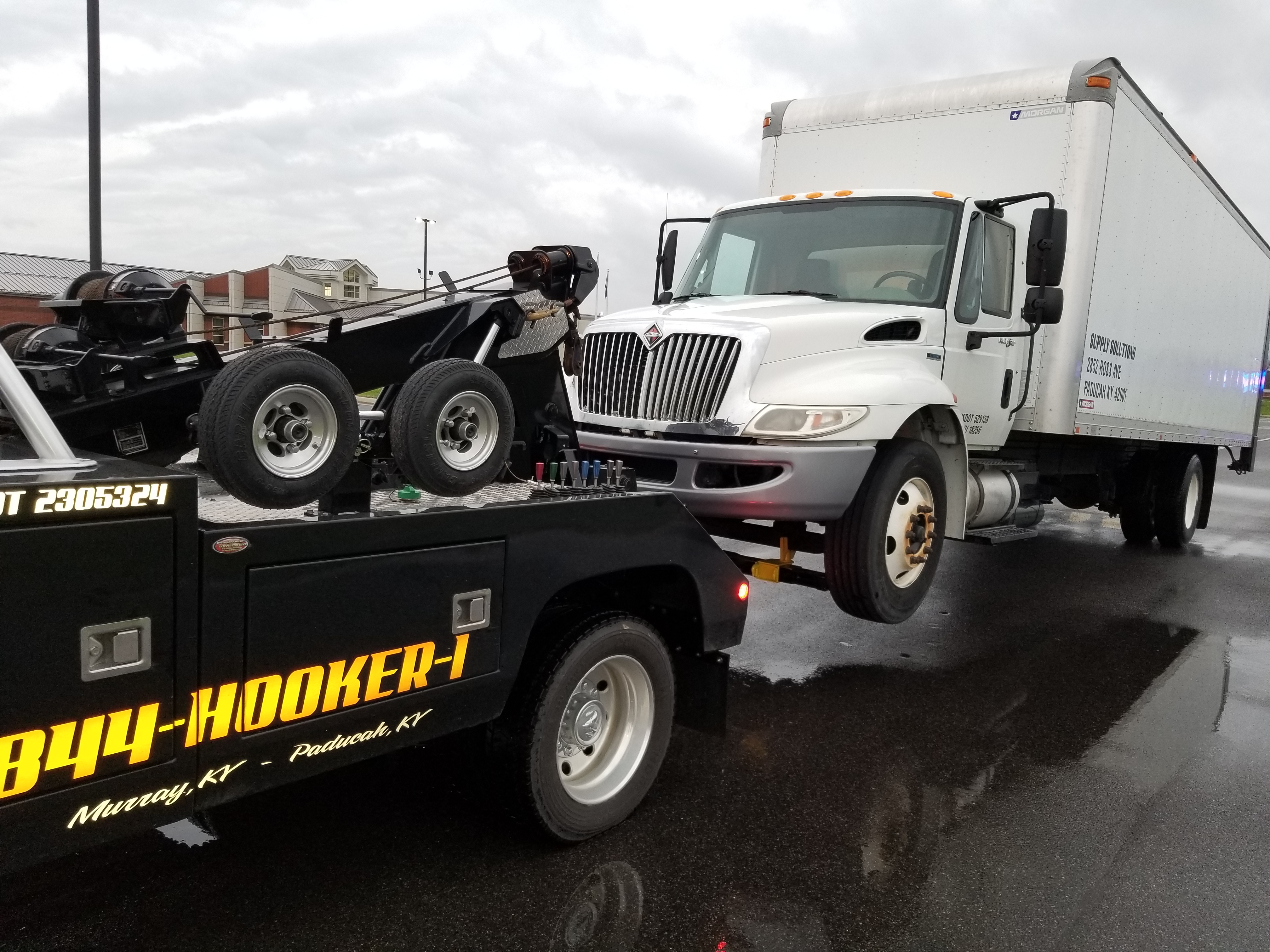 Mitchell's Towing and Roadside Assistance LLC Photo