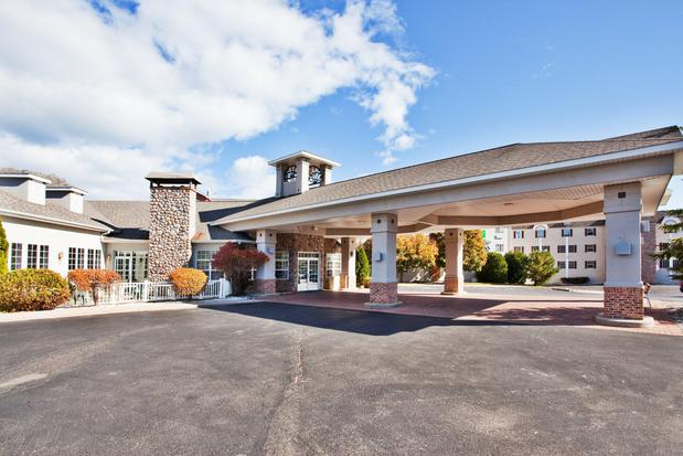 Images Holiday Inn Express St. Ignace-Lake Front, an IHG Hotel