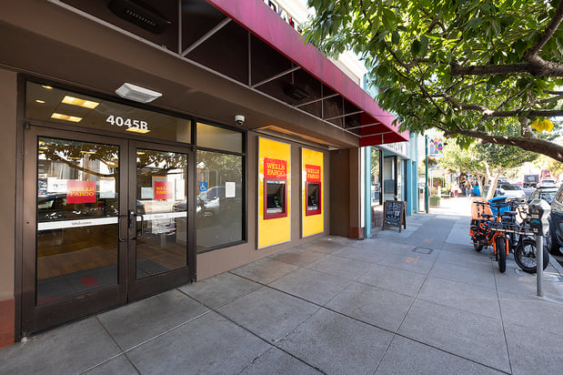 Images Wells Fargo Bank