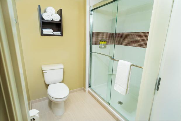 Images Staybridge Suites Newark - Fremont by IHG