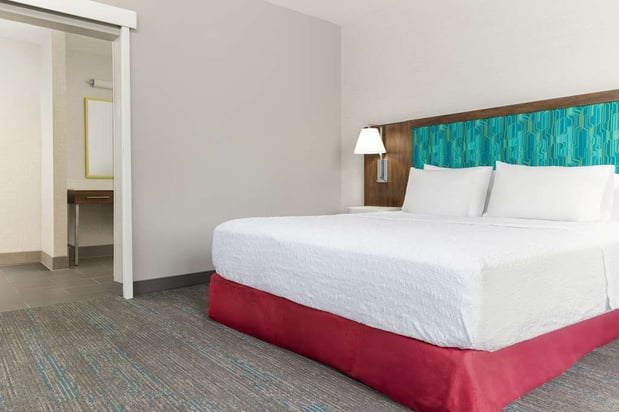 Images Hampton Inn & Suites Porter Ranch Los Angeles
