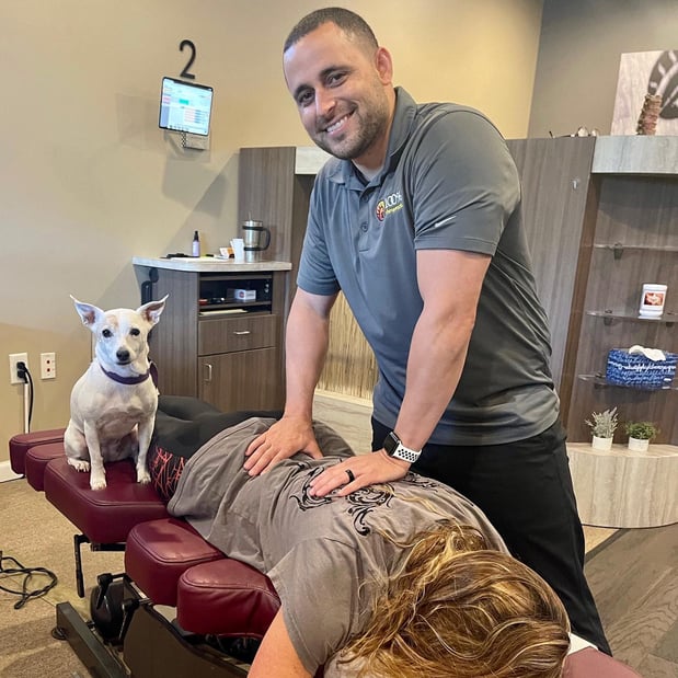 Images 100% Chiropractic - Canton