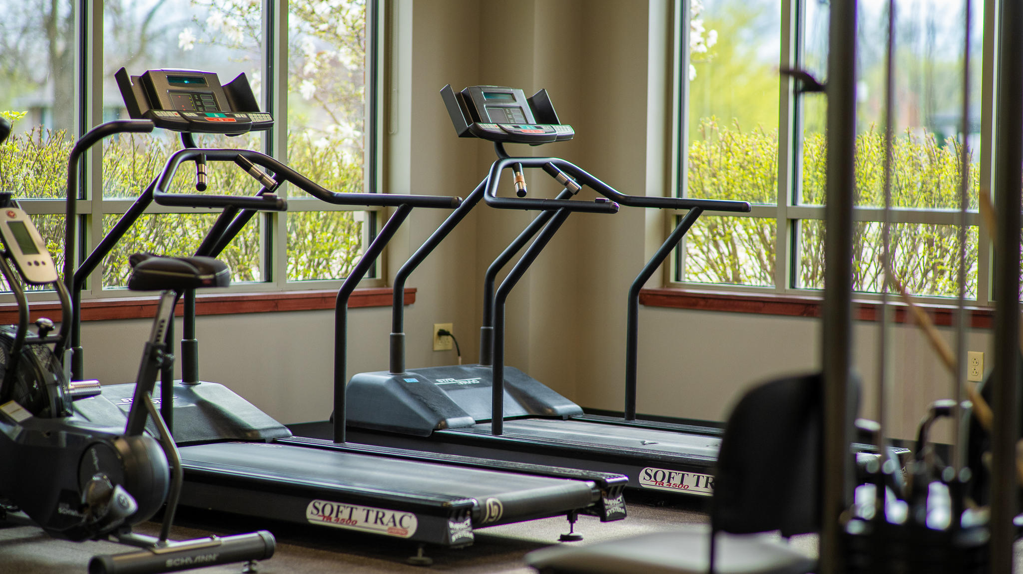 Treadmill for Physical therapy at peak Sport and Spine