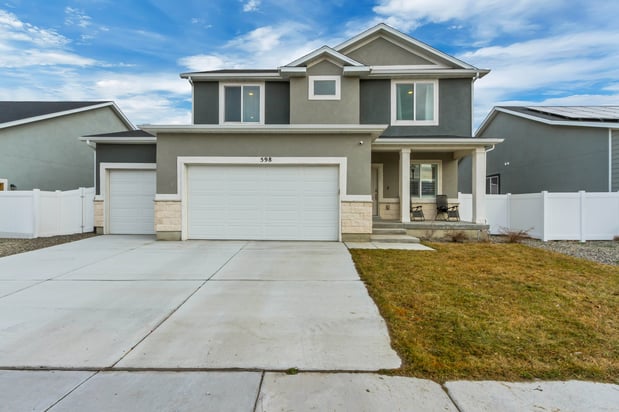 Images Stephen Ostler, eXp Realty