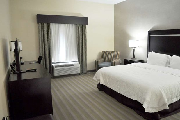 Images Hampton Inn & Suites Toledo/Westgate