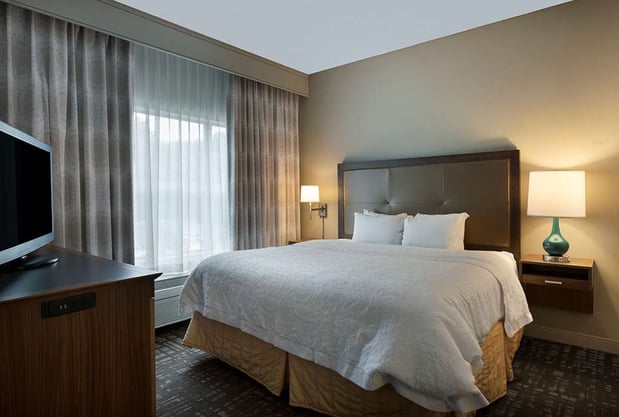 Images Hampton Inn & Suites Charlotte/Pineville