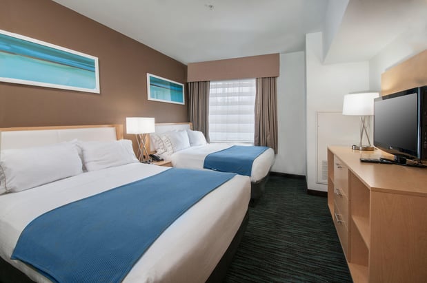 Images Holiday Inn Express & Suites San Antonio Rivercenter Area by IHG