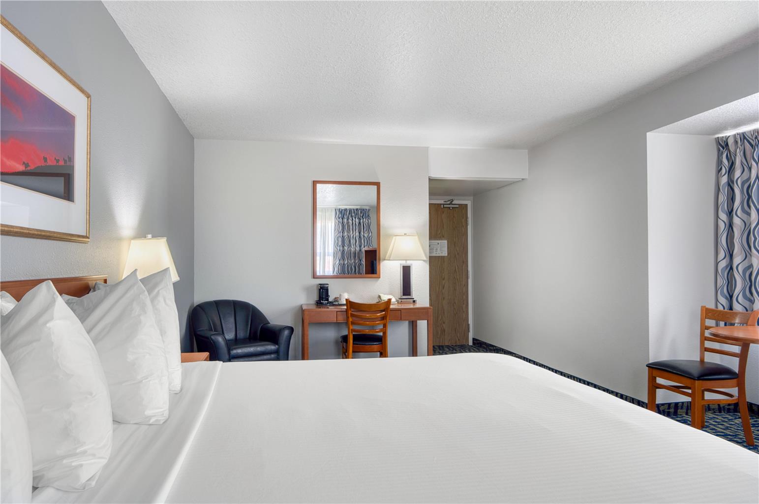 Images SureStay Plus by Best Western Lethbridge