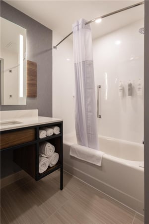 Images Hilton Garden Inn Dayton Downtown