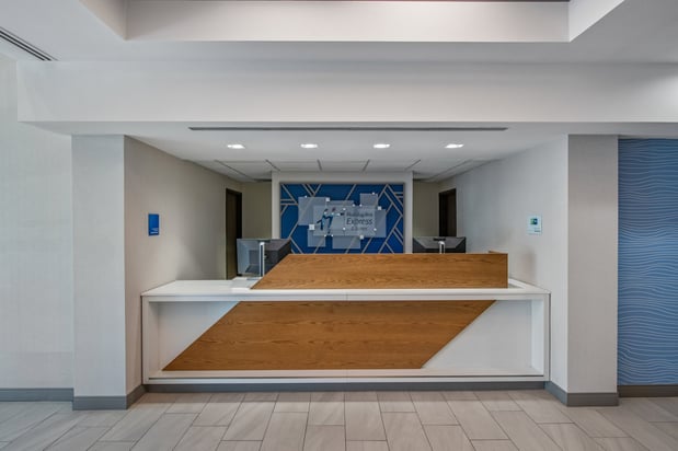 Images Holiday Inn Express & Suites San Diego-Sorrento Valley by IHG