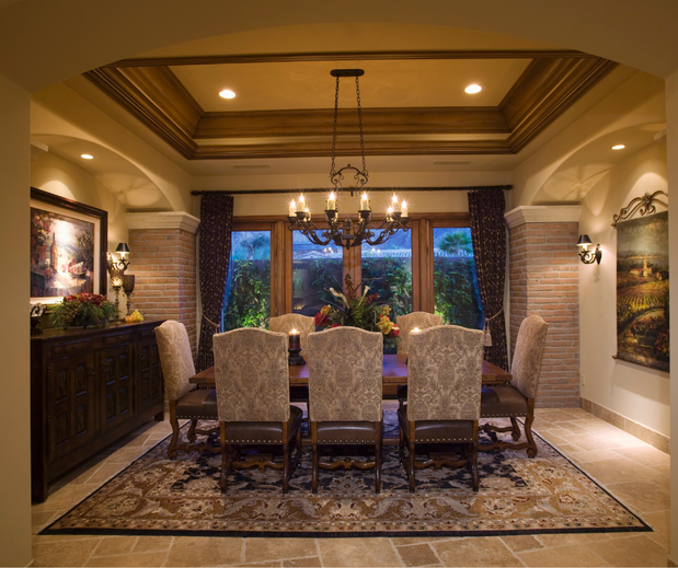 Images Tetyana Hanna, Sarasota Real Estate Agent 〡 KW Coastal Living III