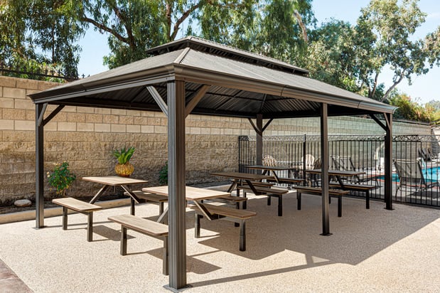 Images Holiday Inn Express & Suites Bakersfield Central by IHG