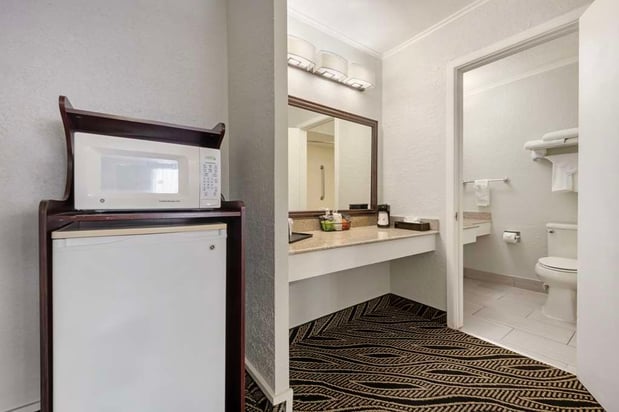 Images Best Western Red Carpet Inn