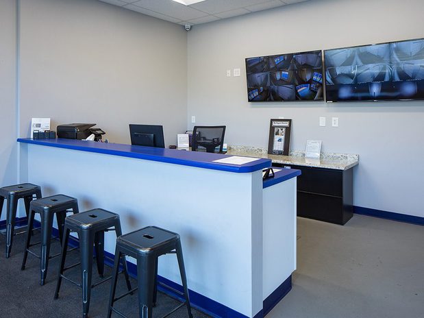 Images Forest Hills Storage