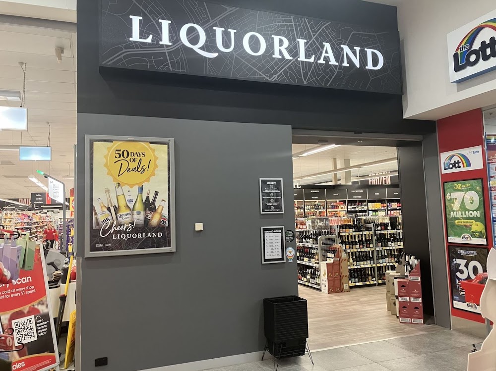 Images Liquorland Essendon Fields