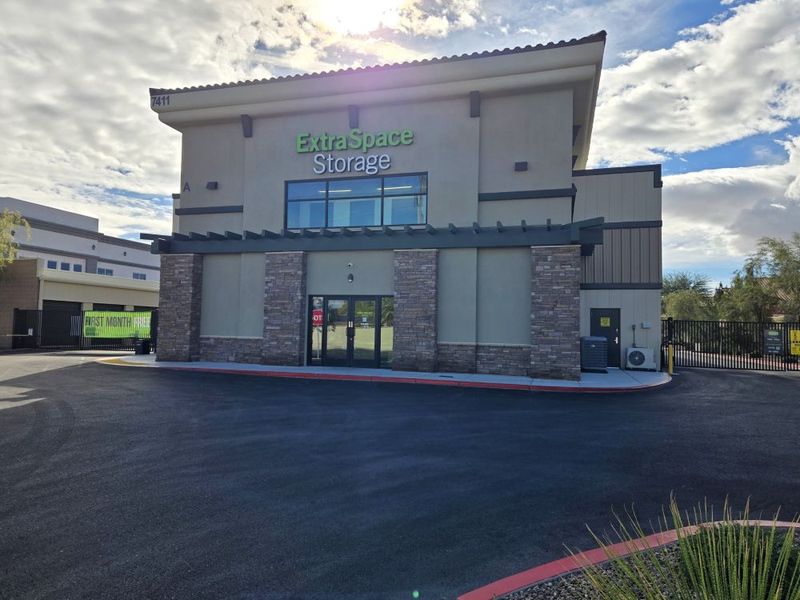 Images Extra Space Storage