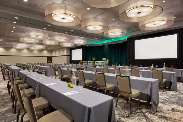 Images Embassy Suites by Hilton Denver Downtown Convention Center