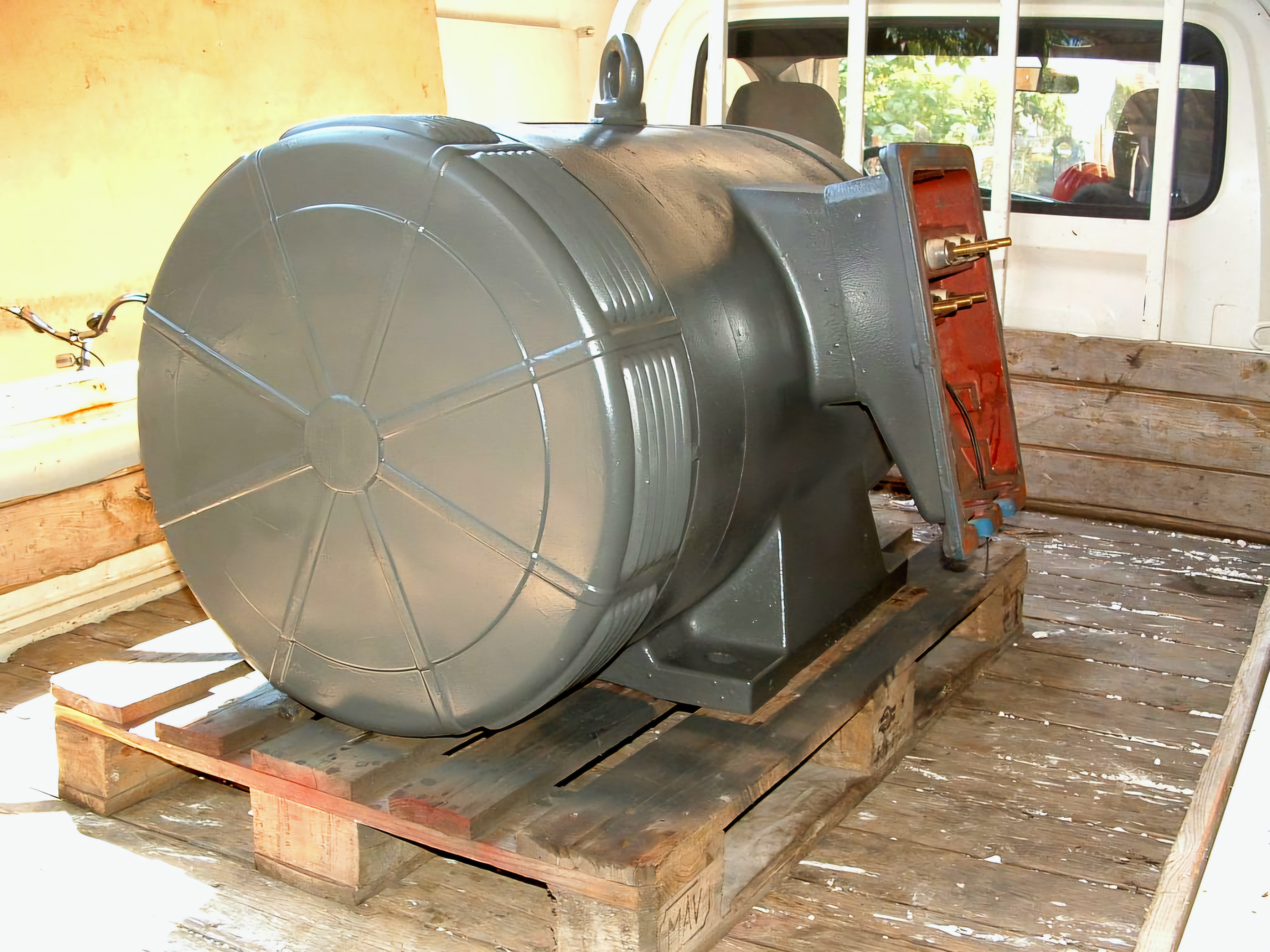 Images VILLTEK EMSZ Kft. Villanymotor javítás és tekercselés