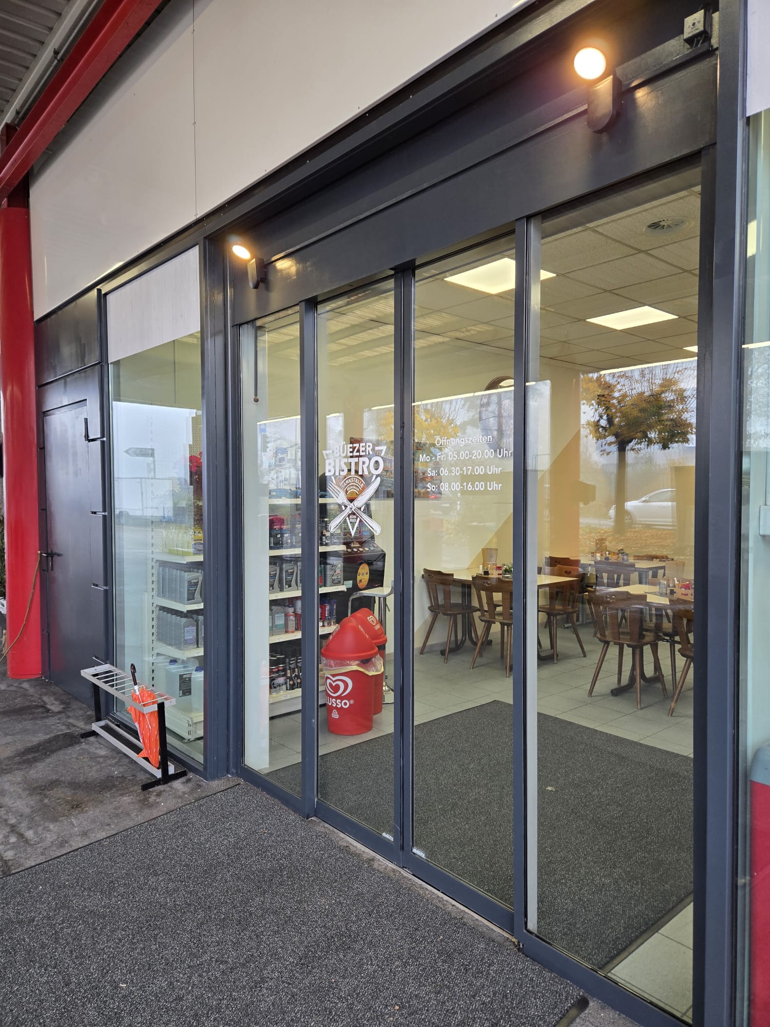 Büezer Bistro & Tankstelle GmbH, Anglikerstrasse 83 in Villmergen